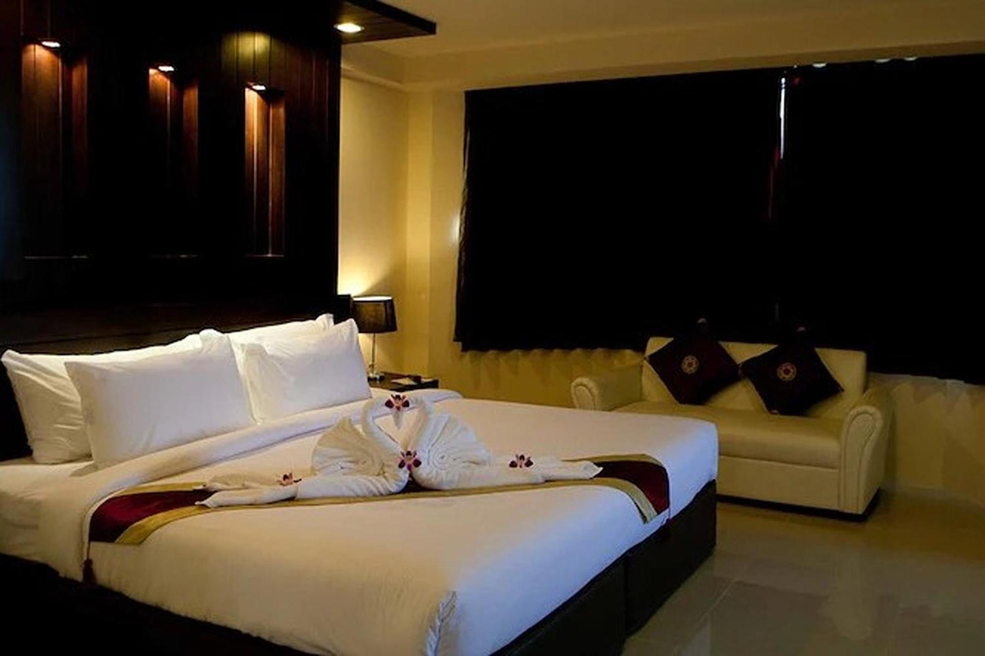 Suncity Hotel Pattaya Exterior photo