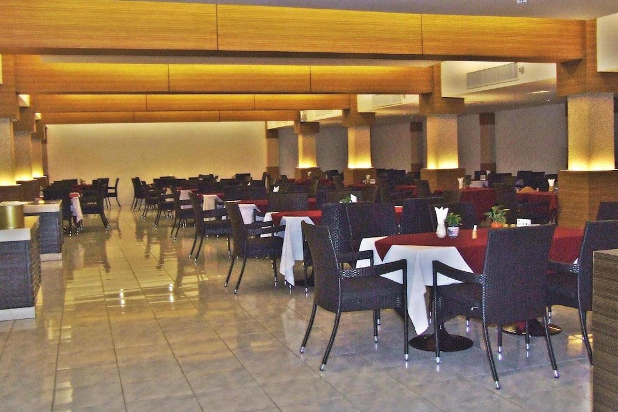 Suncity Hotel Pattaya Exterior photo